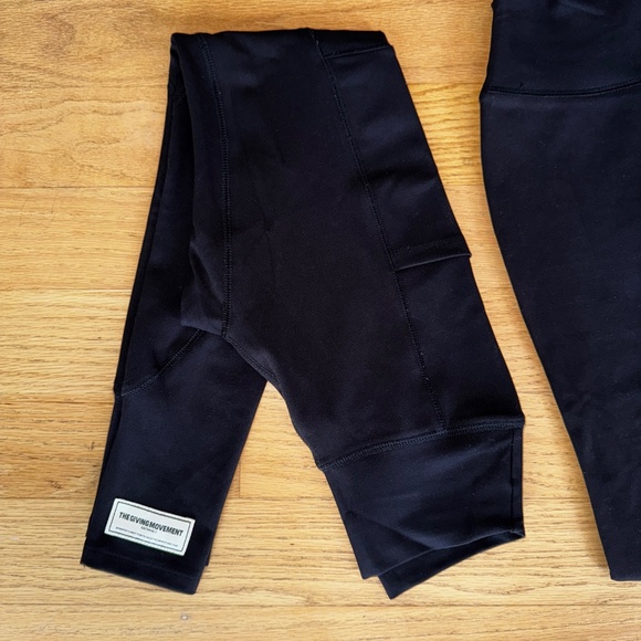 The Giving Movement (TGM) Black Leggings: LOT 2 - Picture 2 of 6